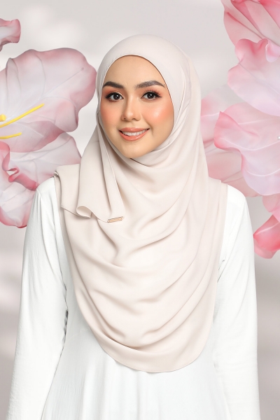 Aralyn Babes in Bone